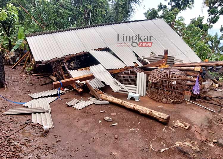 Angin Puting Beliung Sapu 5 Desa di Pati, 208 Rumah Rusak