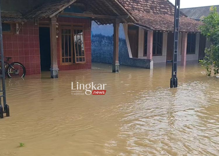 Tanggul Jebol, Ratusan Rumah di Pati Terendam Banjir