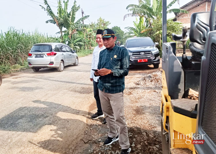 Monitoring Perbaikan Jalan di Mayong, Gus Haiz Tidak Temukan Pekerja