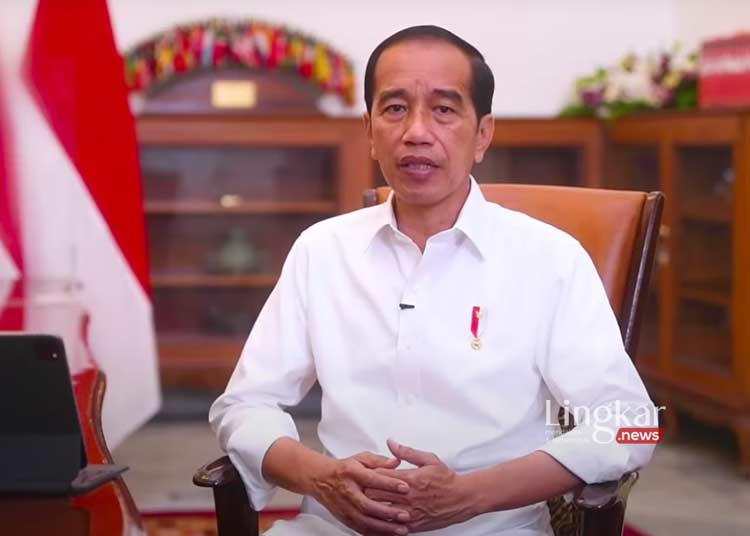 Presiden Jokowi Tinjau Jalan Rusak yang Viral di Lampung Hari Ini
